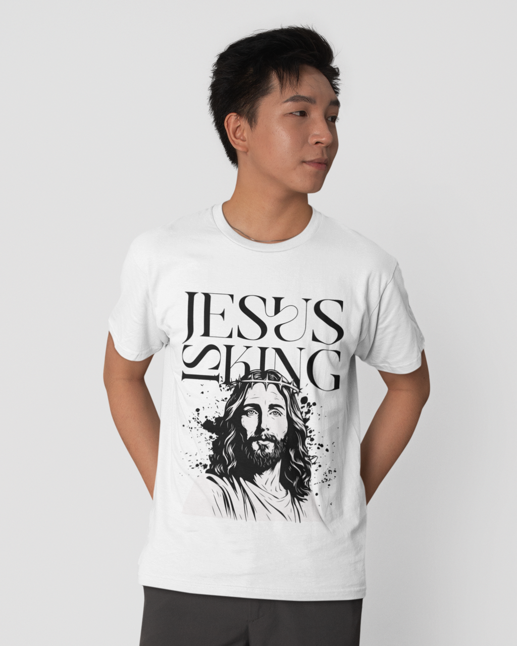 MOSES - Basic Tee